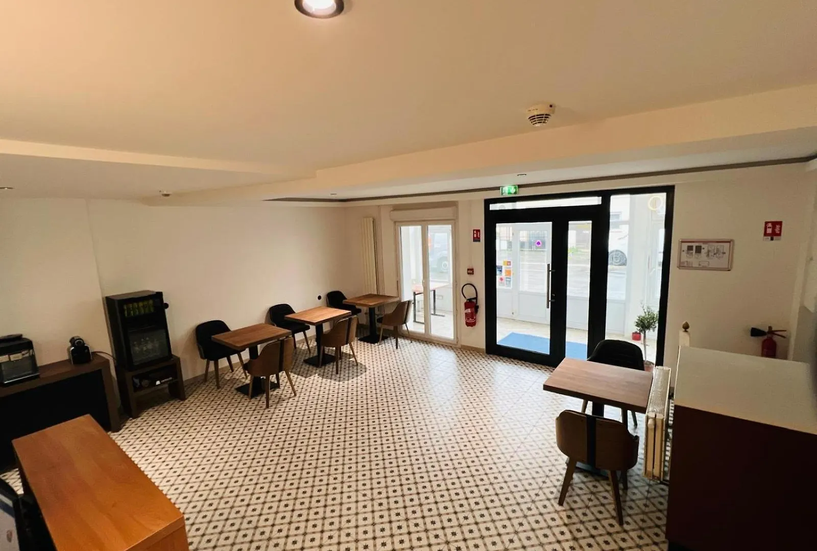 Auberge De Bagneux Bagneux  Hotel
